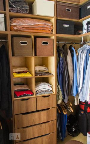 Apartamento à venda com 65m², 3 quartos e 1 vaga Apartamento à venda com 65m², 3 quartos e 1 vagaCloset