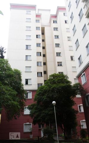 Apartamento à venda com 65m², 3 quartos e 1 vaga Apartamento à venda com 65m², 3 quartos e 1 vagaFachada do bloco