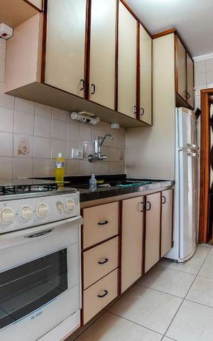 Apartamento à venda com 72m², 2 quartos e 1 vaga Apartamento à venda com 72m², 2 quartos e 1 vagaCozinha
