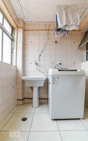 Apartamento à venda com 72m², 2 quartos e 1 vaga Apartamento à venda com 72m², 2 quartos e 1 vagaÁrea de Serviço