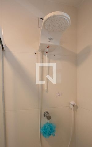 Apartamento para alugar com 56m², 2 quartos e sem vagaBanheiro