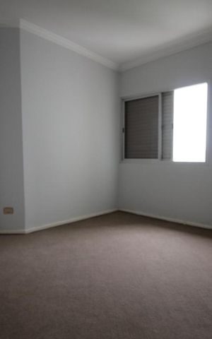 Apartamento à venda com 435m², 4 quartos e 3 vagasQuarto 2