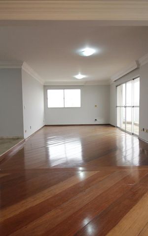 Apartamento à venda com 435m², 4 quartos e 3 vagasSala