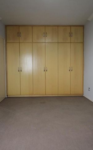 Apartamento à venda com 435m², 4 quartos e 3 vagasQuarto 2