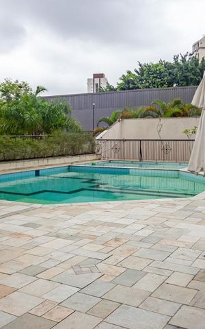 Apartamento à venda com 75m², 3 quartos e 2 vagas Apartamento à venda com 75m², 3 quartos e 2 vagasPiscina