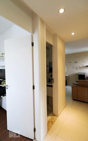 Apartamento para alugar com 63m², 3 quartos e 1 vagaCorredor