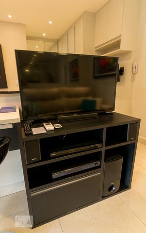 Studio para alugar com 36m², 1 quarto e 1 vagaSala - rack e TV