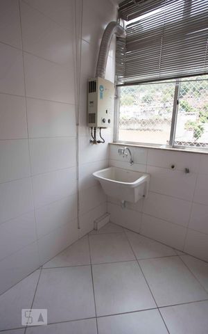 Apartamento para alugar com 80m², 2 quartos e 1 vagaárea de serviço