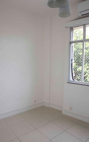 Apartamento para alugar com 80m², 2 quartos e 1 vagaquarto 2