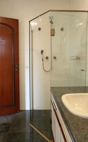 Casa à venda com 485m², 4 quartos e 7 vagassuite 