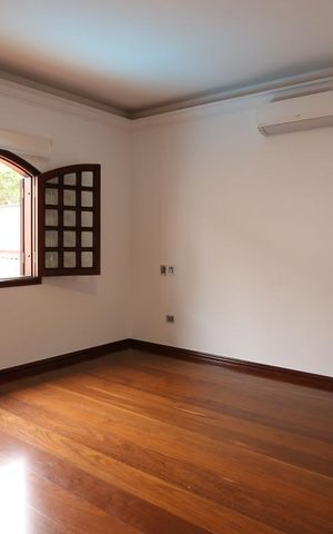 Casa à venda com 485m², 4 quartos e 7 vagassuite 3