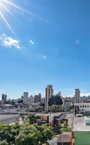 Apartamento para alugar com 90m², 3 quartos e 2 vagasVista