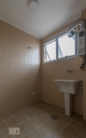 Apartamento à venda com 56m², 2 quartos e 1 vaga Apartamento à venda com 56m², 2 quartos e 1 vagaÁrea de Serviço