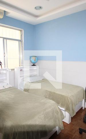 Casa de condomínio à venda com 240m², 3 quartos e 1 vagaQuarto2