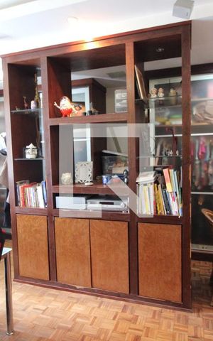 Casa de condomínio à venda com 240m², 3 quartos e 1 vagaSuite