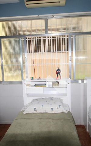 Casa de condomínio à venda com 240m², 3 quartos e 1 vagaQuarto2