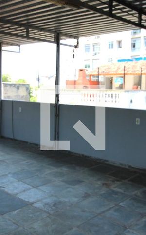 Casa de condomínio à venda com 240m², 3 quartos e 1 vagaTerraço