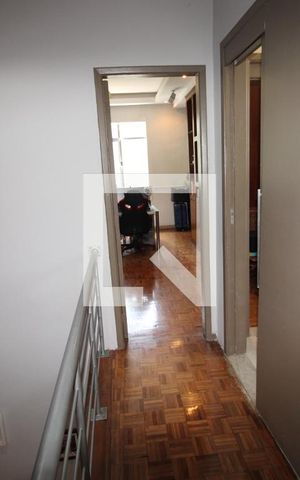 Casa de condomínio à venda com 240m², 3 quartos e 1 vagaCorredor