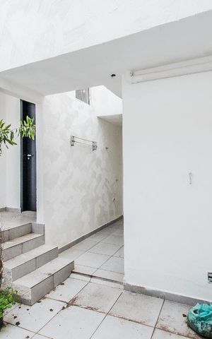Casa à venda com 220m², 5 quartos e 1 vagaQuintal