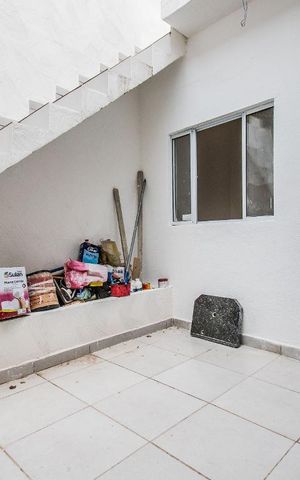 Casa à venda com 220m², 5 quartos e 1 vagaQuintal