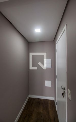 Apartamento à venda com 76m², 2 quartos e 2 vagasHall de entrada