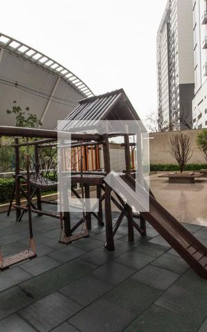 Apartamento à venda com 76m², 2 quartos e 2 vagasÁrea comum - Playground