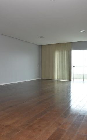 Apartamento para alugar com 250m², 4 quartos e 3 vagasSala