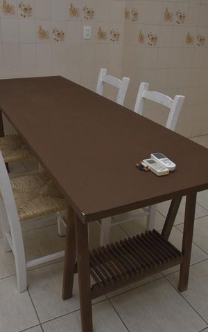 Apartamento para alugar com 250m², 4 quartos e 3 vagasMesa da Cozinha