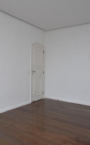 Apartamento para alugar com 250m², 4 quartos e 3 vagasQuarto 4