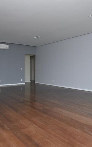 Apartamento para alugar com 250m², 4 quartos e 3 vagasSala