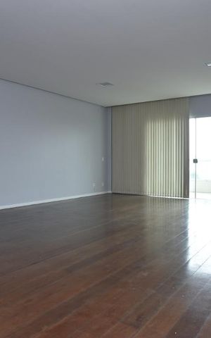 Apartamento para alugar com 250m², 4 quartos e 3 vagasSala