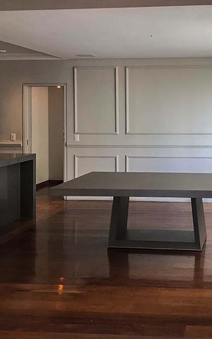 Apartamento à venda com 217m², 3 quartos e 5 vagas Apartamento à venda com 217m², 3 quartos e 5 vagasSala 2
