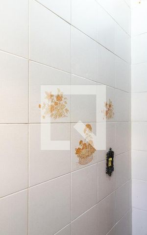 Casa à venda com 92m², 2 quartos e 2 vagasBanheiro 2
