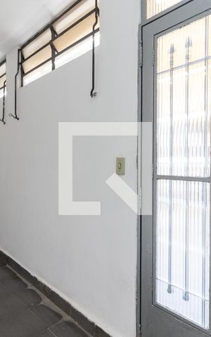 Casa à venda com 92m², 2 quartos e 2 vagasÁrea de Serviço