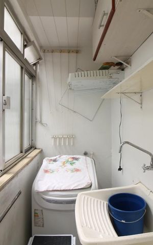 Apartamento à venda com 54m², 2 quartos e 1 vagaArea de Serviço