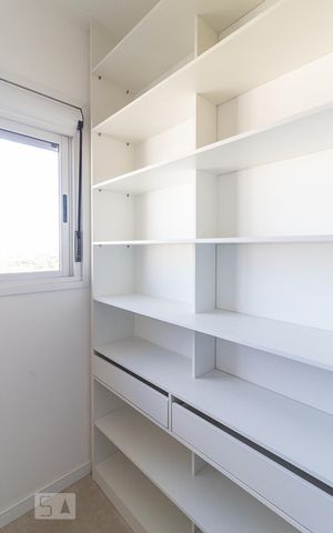 Apartamento à venda com 66m², 1 quarto e 1 vaga Apartamento à venda com 66m², 1 quarto e 1 vagaCloset
