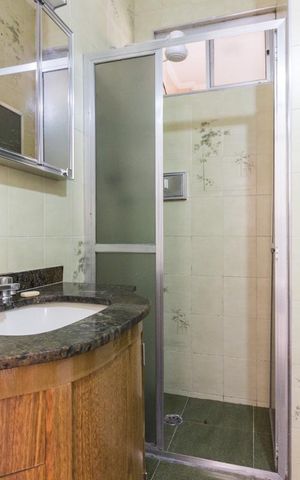 Apartamento à venda com 76m², 2 quartos e sem vagaBanheiro