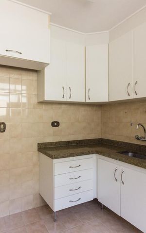 Apartamento à venda com 76m², 2 quartos e sem vagaCozinha