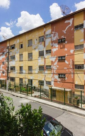 Apartamento à venda com 76m², 2 quartos e sem vagaVista