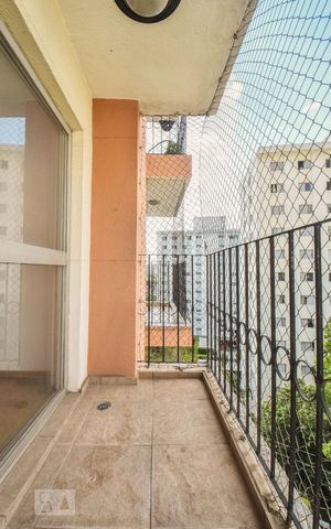 Apartamento à venda com 60m², 2 quartos e 1 vaga Apartamento à venda com 60m², 2 quartos e 1 vagaVaranda