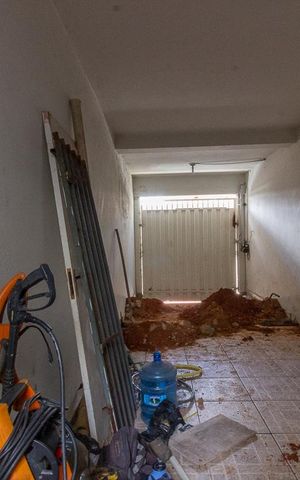Casa à venda com 304m², 3 quartos e 2 vagasGaragem