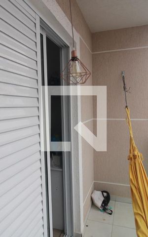 Casa à venda com 130m², 3 quartos e 4 vagasQuarto 1 - Varanda