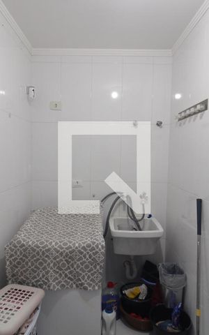 Casa à venda com 130m², 3 quartos e 4 vagasÁrea de Serviço