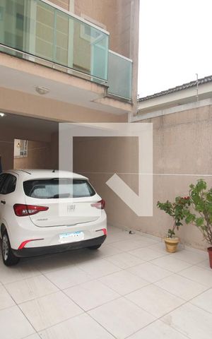 Casa à venda com 130m², 3 quartos e 4 vagasGaragem