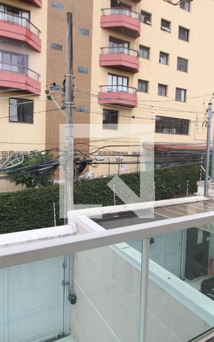 Casa à venda com 130m², 3 quartos e 4 vagasQuarto 3 - Varanda