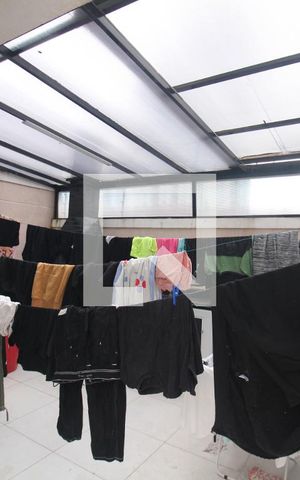 Casa à venda com 130m², 3 quartos e 4 vagasÁrea de Serviço