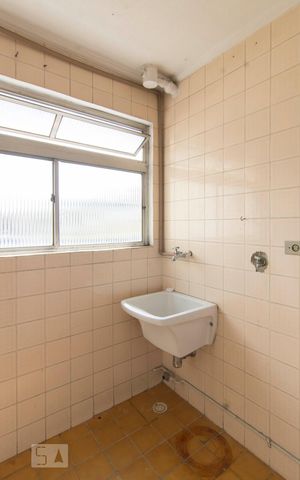 Apartamento para alugar com 55m², 2 quartos e 1 vagaLavanderia