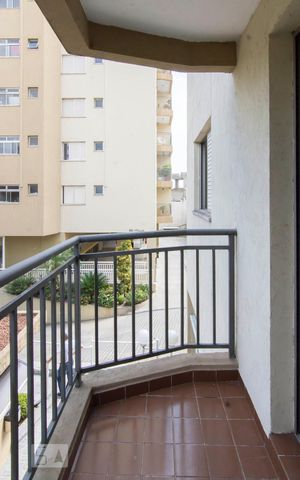 Apartamento para alugar com 55m², 2 quartos e 1 vagaSacada