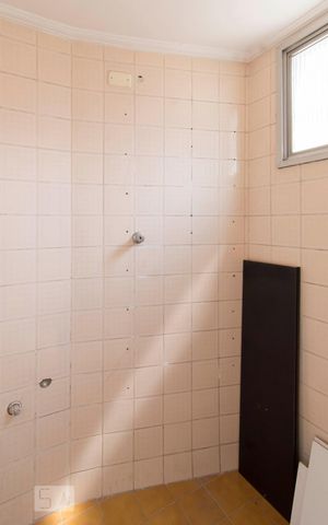 Apartamento para alugar com 55m², 2 quartos e 1 vagaDespensa