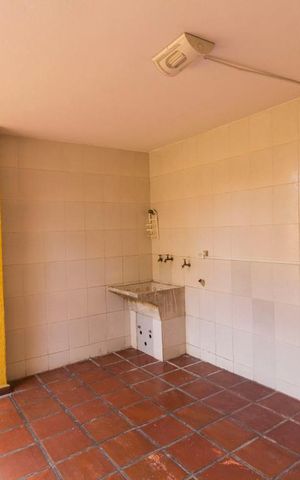 Casa à venda com 145m², 3 quartos e 2 vagasÁrea de Serviço